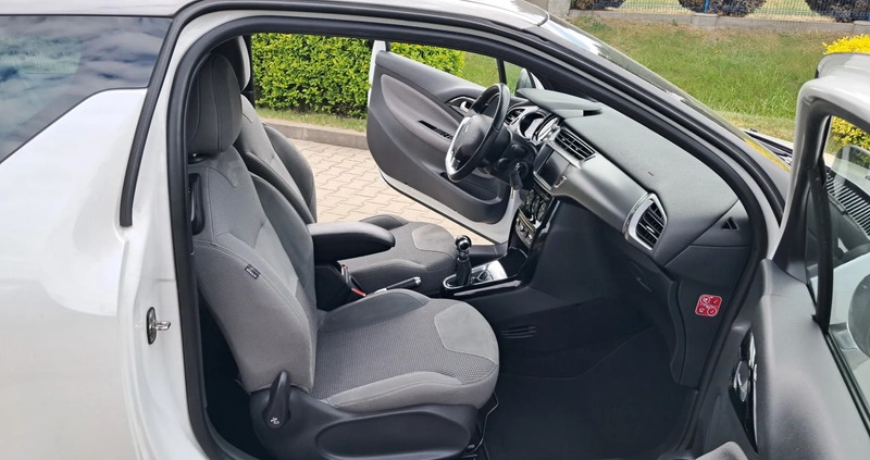 Citroen DS3 cena 32900 przebieg: 133000, rok produkcji 2015 z Augustów małe 352